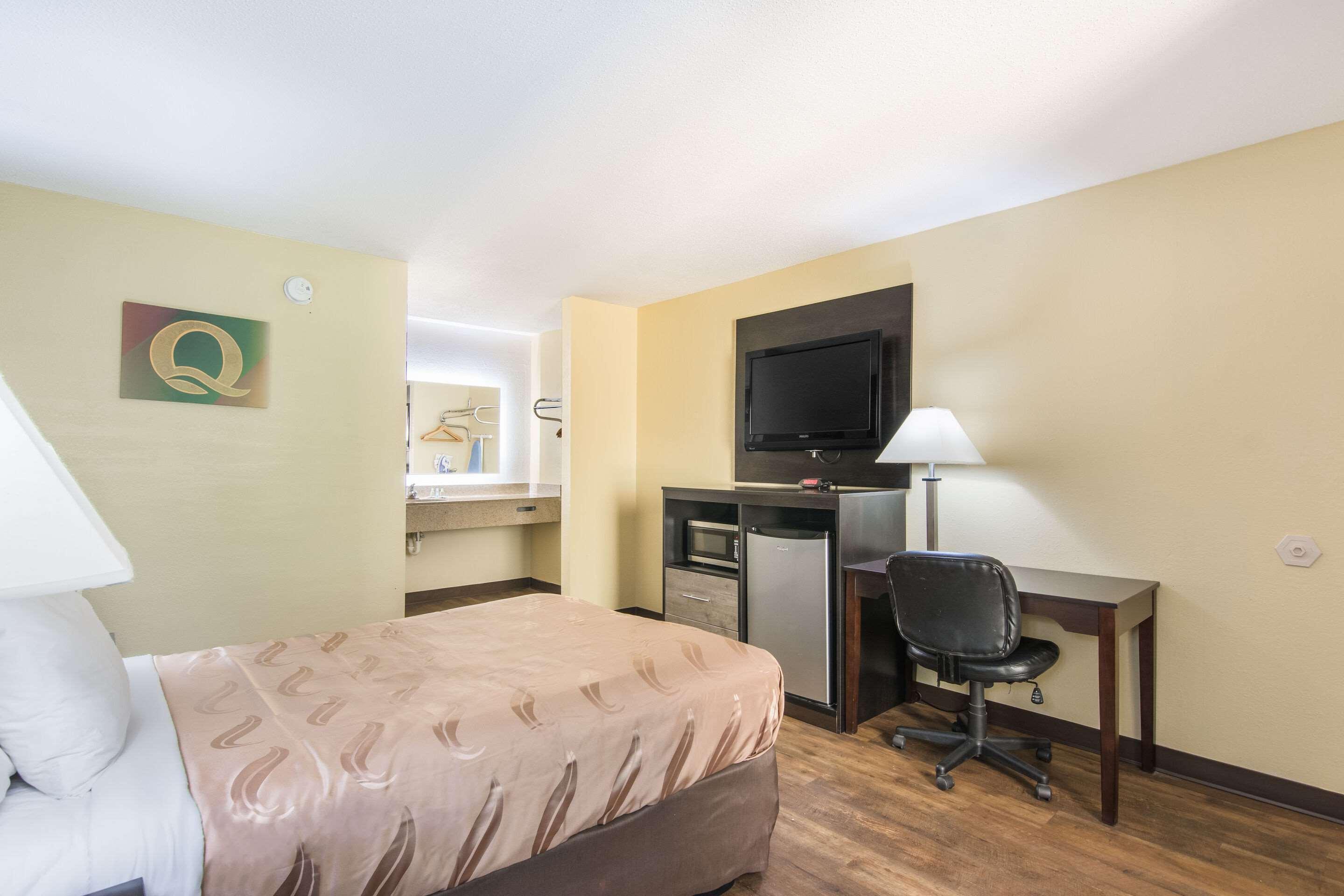 Quality Inn Кингс-Маунтин Экстерьер фото